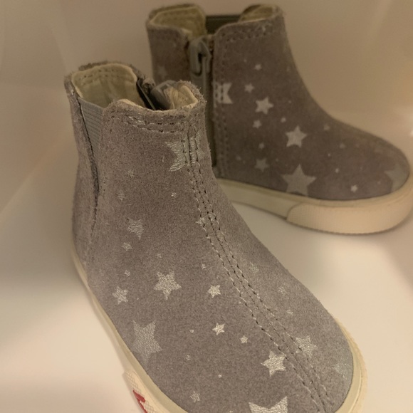 NWOT See Kai Run Keegan Stars Sneaker Boot - Picture 2 of 8